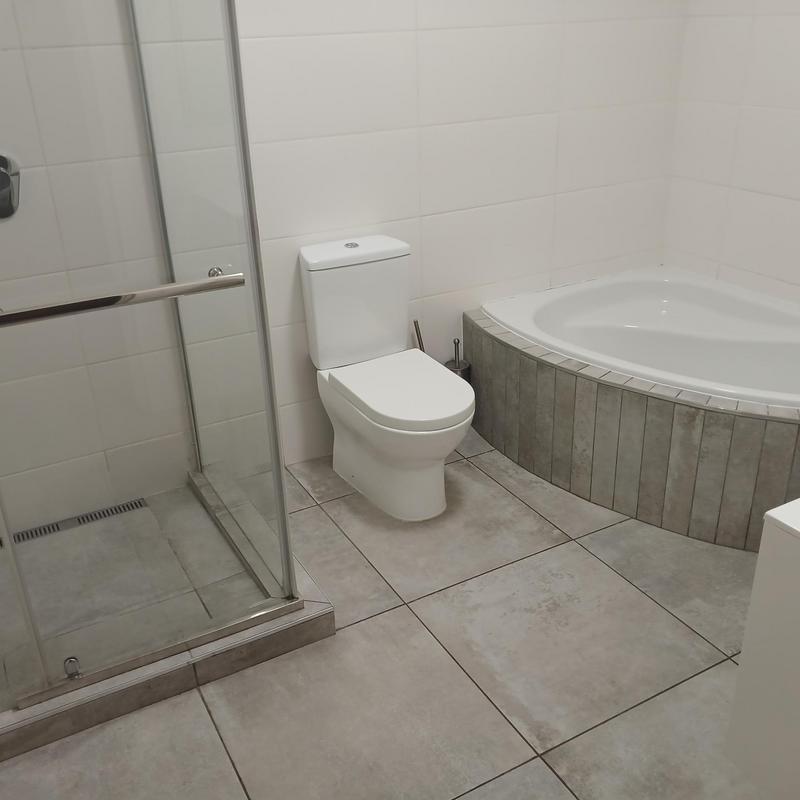 4 Bedroom Property for Sale in Amandelrug Western Cape